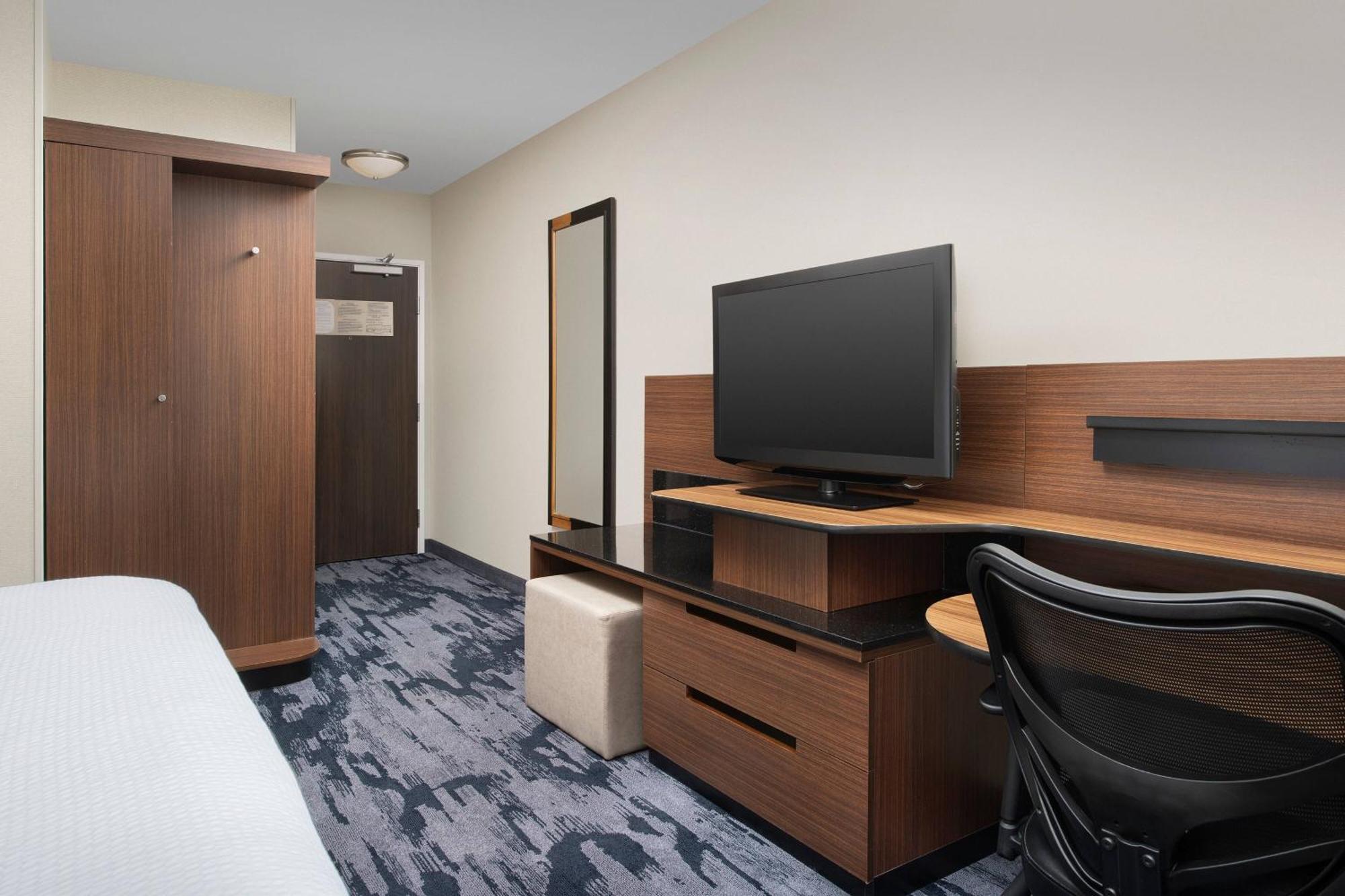Fairfield Inn & Suites Baltimore BWI Airport Линтикъм Екстериор снимка