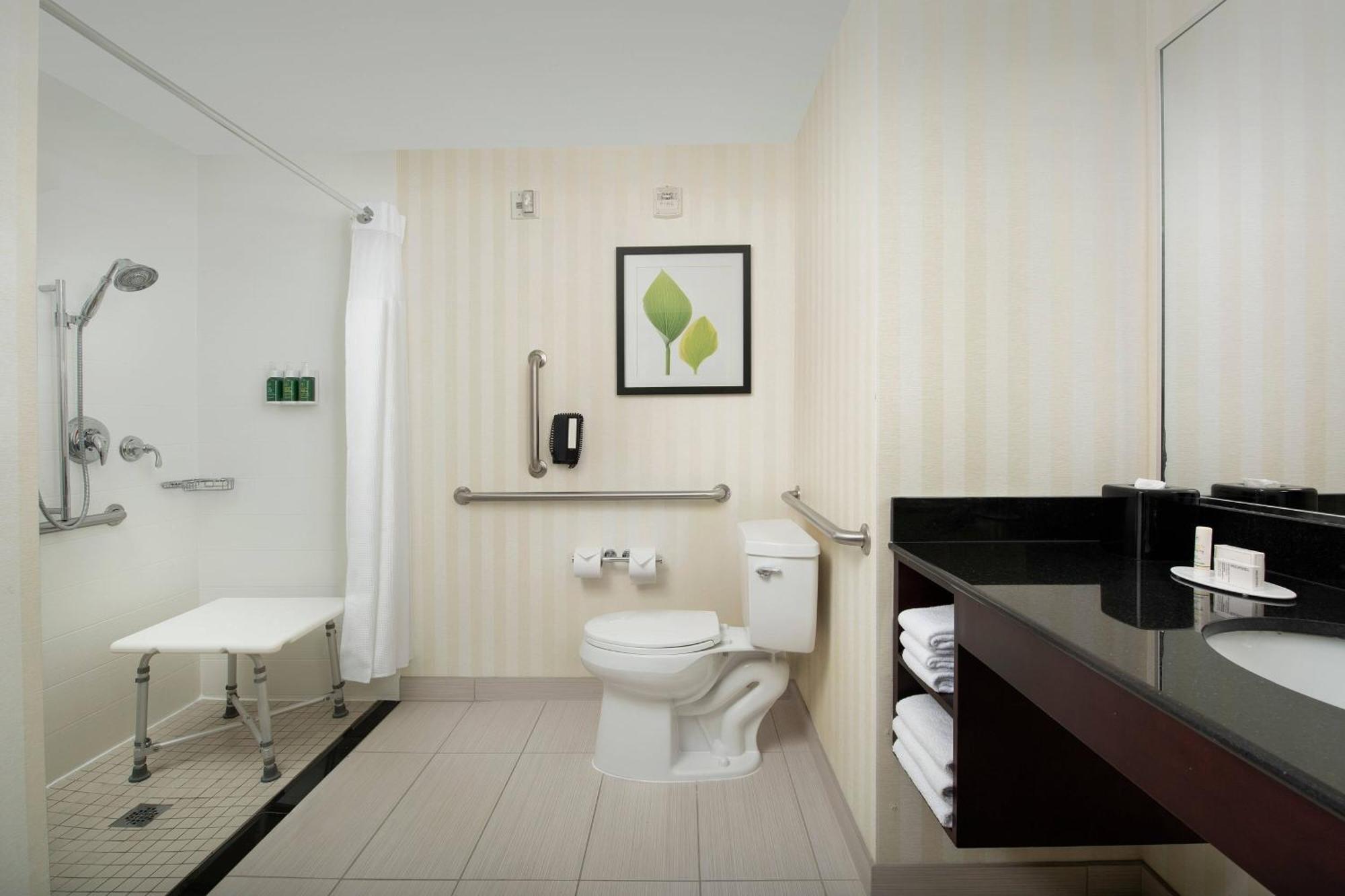 Fairfield Inn & Suites Baltimore BWI Airport Линтикъм Екстериор снимка